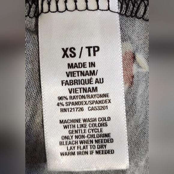 Aeropostale Black Floral Bell Sleeve Top - Picture 7 of 8